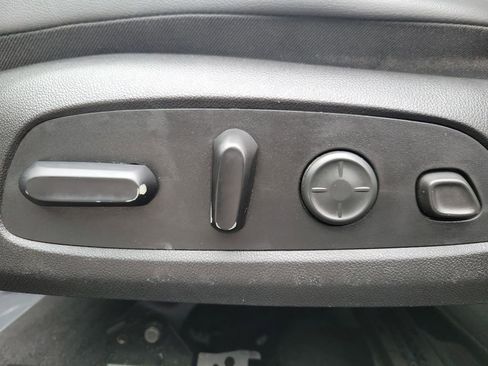 Used 2017 Buick LaCrosse Premium w/ Sun and Shade Package image 17