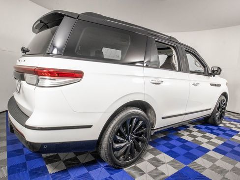 Used 2023 Lincoln Navigator Black Label image 5