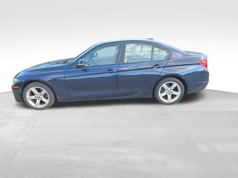 Used 2015 BMW 320i xDrive Sedan AWD/4WD image 4