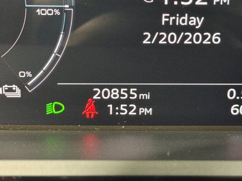 Used 2023 Audi e-tron Premium w/ Convenience Plus Package image 21