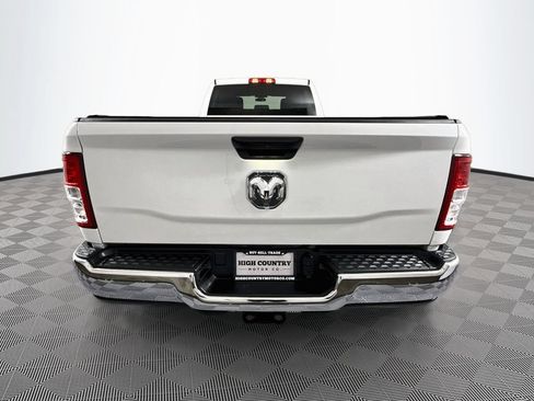 Used 2022 RAM 2500 Tradesman w/ Chrome Appearance Group AWD/4WD image 6
