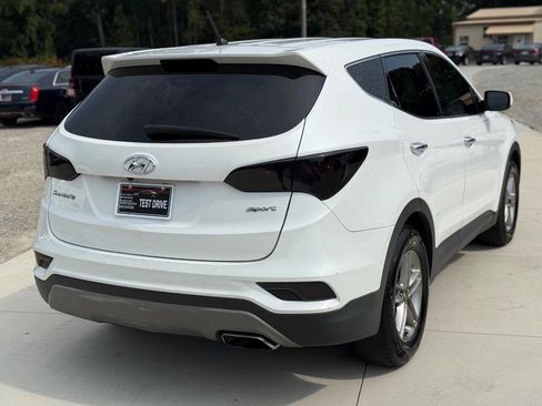 Used 2018 Hyundai Santa Fe Sport image 7