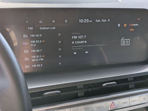 Used 2025 Kia Telluride S FWD image 19