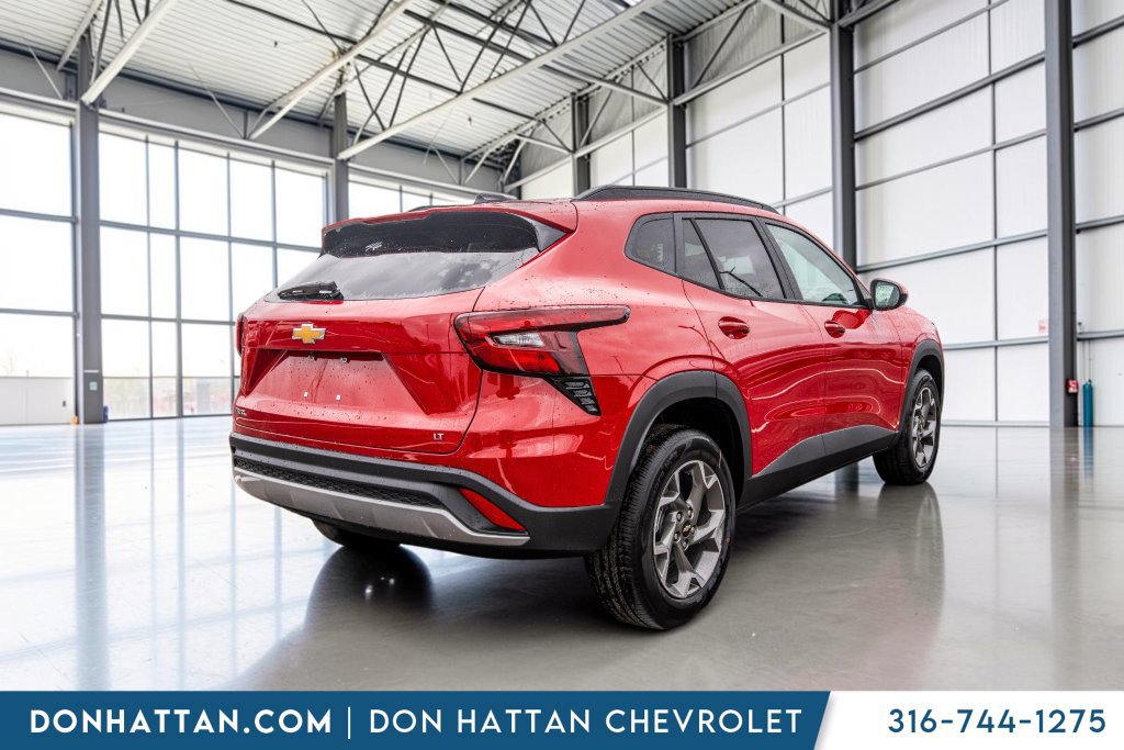 New 2026 Chevrolet Trax LT w/ LT Convenience Package FWD image 30