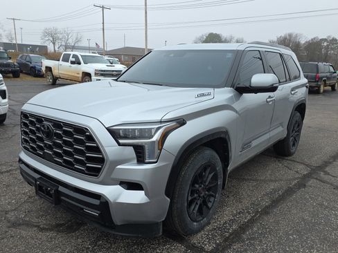 Used 2026 Toyota Sequoia Platinum image 3