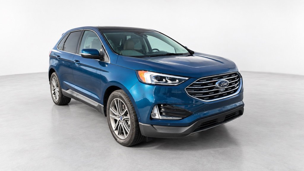 Used 2020 Ford Edge Titanium w/ Equipment Group 301A AWD/4WD image 4