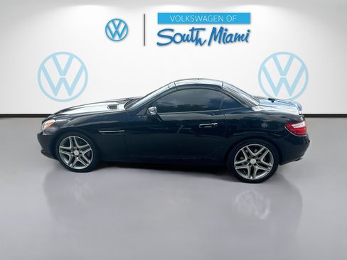 Used 2013 Mercedes-Benz SLK 250 image 4