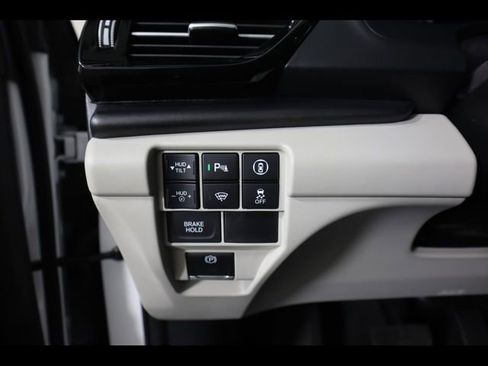 Used 2025 Acura RDX SH-AWD w/ Advance Package image 22