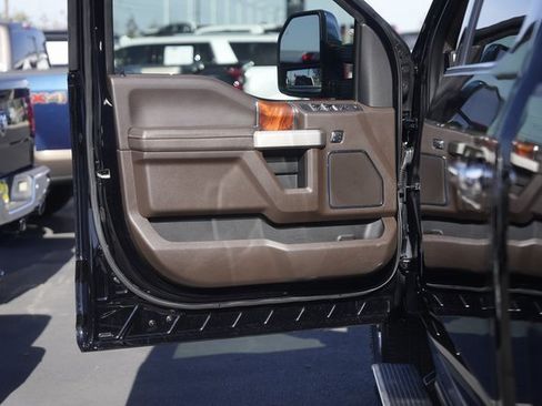 Used 2017 Ford F250 King Ranch w/ King Ranch Ultimate Package image 30