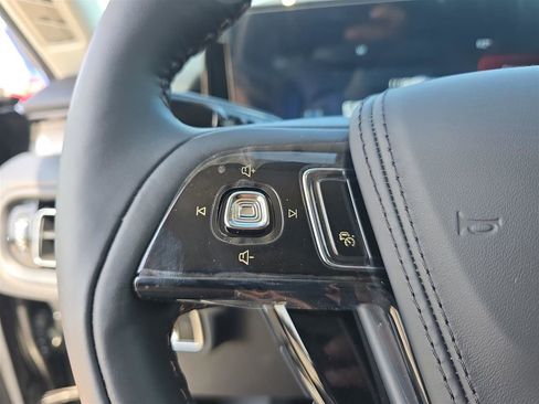 New 2025 Lincoln Aviator 2WD w/ Equipment Group 101A image 25