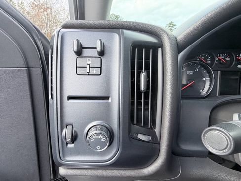 Used 2018 Chevrolet Silverado 3500 W/T w/ WT Convenience Package image 11