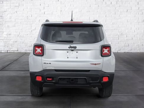 Used 2015 Jeep Renegade Trailhawk w/ Popular Equipment Group image 4