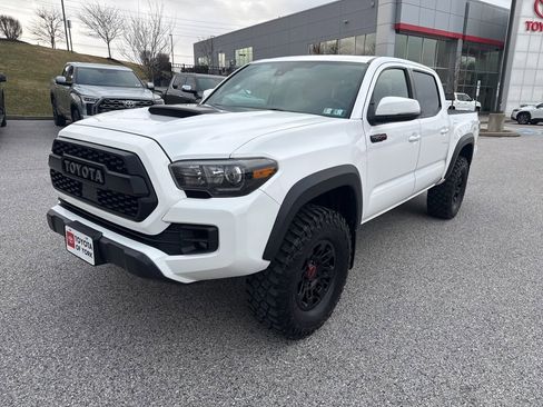 Used 2019 Toyota Tacoma TRD Pro image 11