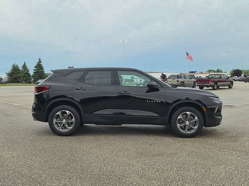 Used 2023 Chevrolet Blazer LT w/ Driver Confidence Package AWD/4WD image 4