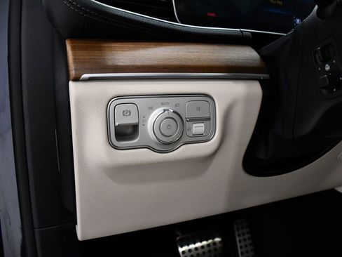 Certified 2022 Mercedes-Benz GLS 450 4MATIC image 11