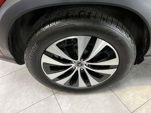 Used 2024 Mercedes-Benz GLE 350 4MATIC image 7