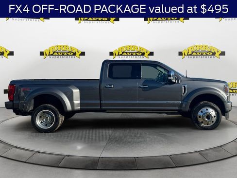 Certified 2022 Ford F450 Platinum w/ FX4 Off-Road Package image 8