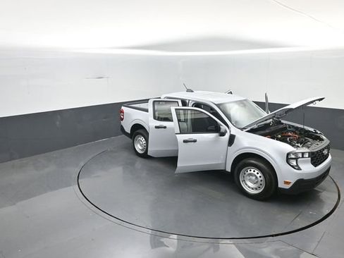 New 2026 Ford Maverick XL FWD image 37