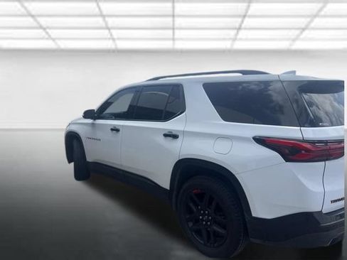 Used 2022 Chevrolet Traverse Premier w/ Redline Edition FWD image 2