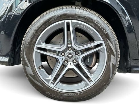 Certified 2024 Mercedes-Benz GLS 450 4MATIC image 8