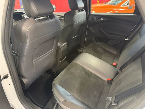 Used 2017 Ford Focus RS image 33