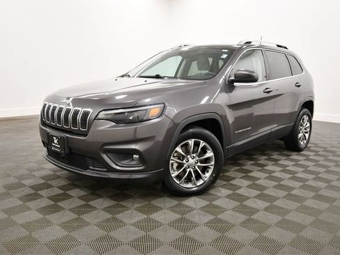Used 2021 Jeep Cherokee Latitude Lux FWD image 2