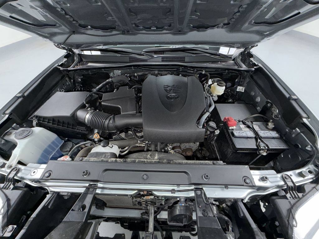 Used 2023 Toyota Tacoma SR5 AWD/4WD image 20