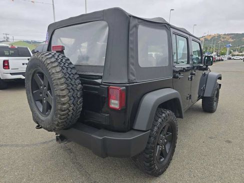 Used 2010 Jeep Wrangler Unlimited Sport w/ Trailer Tow Group AWD/4WD image 5