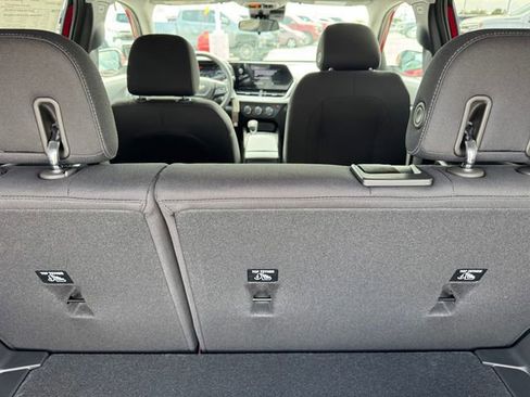 New 2026 Chevrolet Trax LS w/ LS Convenience Package FWD image 11