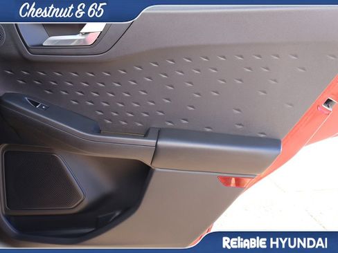 Used 2020 Ford Escape Titanium AWD/4WD image 11