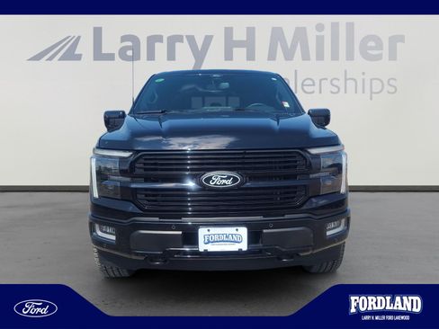 Used 2025 Ford F150 Platinum w/ FX4 Off-Road Package AWD/4WD image 8