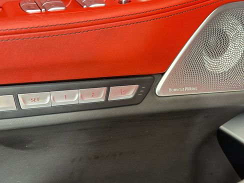 Used 2017 BMW 750i RWD image 24