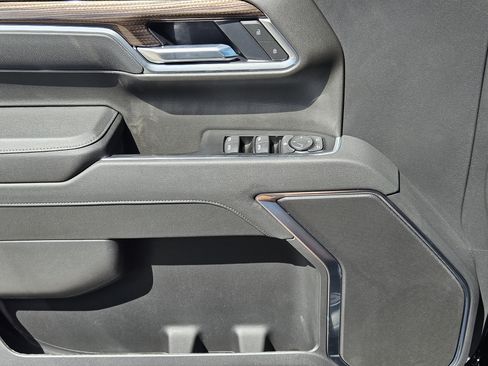 New 2026 Chevrolet Silverado 1500 RST RWD image 17