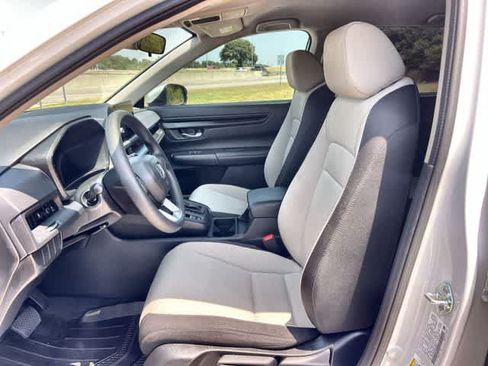 Used 2026 Honda CR-V LX image 11