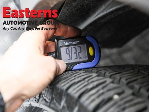 Used 2024 Ford E-Transit Base image 25