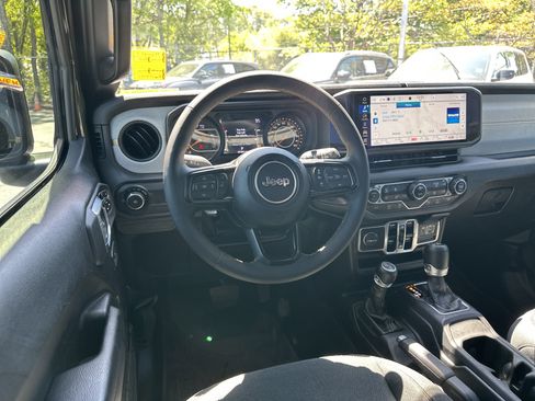 Used 2024 Jeep Wrangler Sport S AWD/4WD image 25