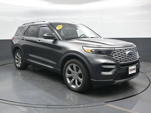 Used 2020 Ford Explorer Platinum w/ Premium Technology Package AWD/4WD image 4