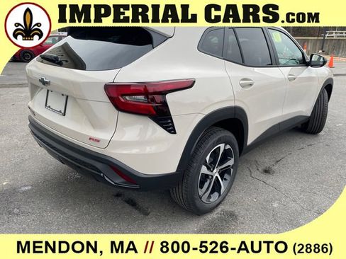 New 2026 Chevrolet Trax RS w/ Sunroof Package image 15