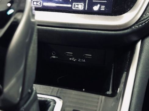 Used 2022 Subaru Outback Limited image 35