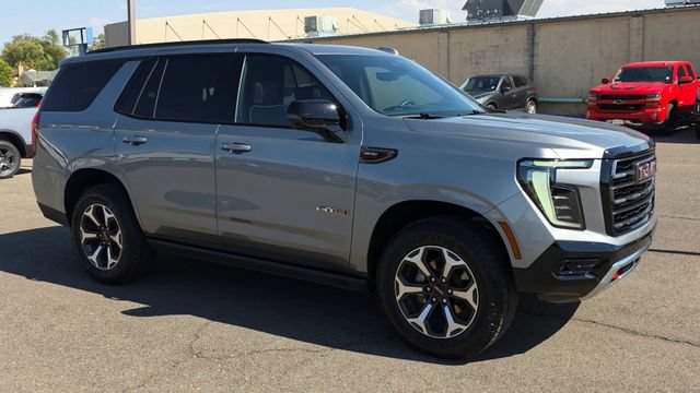 Used 2026 GMC Yukon AT4 Ultimate AWD/4WD image 2