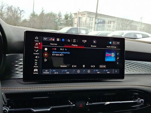 New 2025 Alfa Romeo Tonale image 16