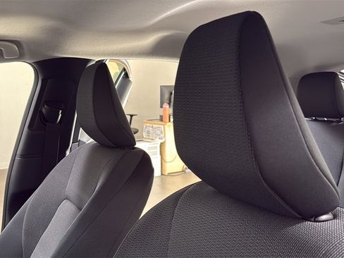 Certified 2025 Toyota Prius LE image 13