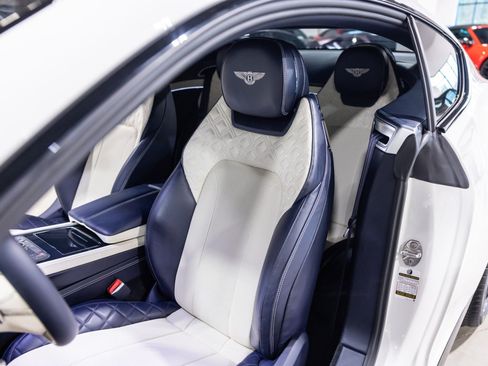 Used 2020 Bentley Continental GT AWD/4WD image 36