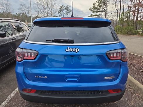 Used 2024 Jeep Compass Latitude image 4