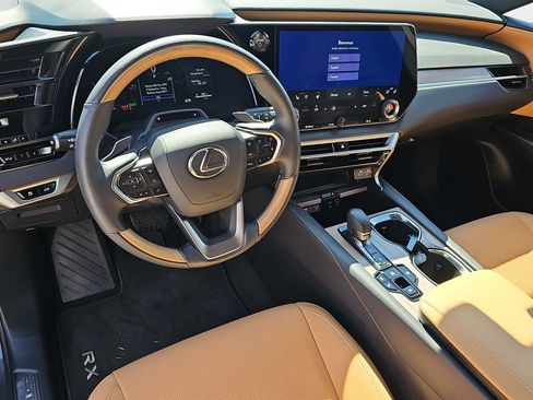 Used 2025 Lexus RX 350h w/ Convenience Package image 19
