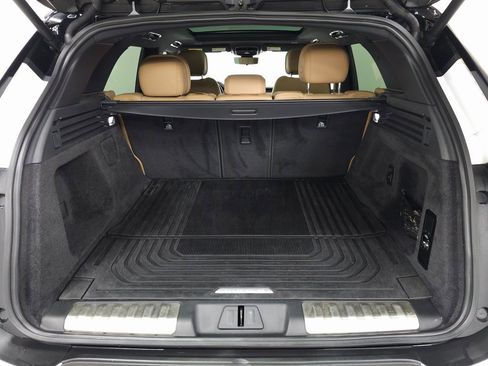 Used 2023 Land Rover Range Rover Sport SE image 6