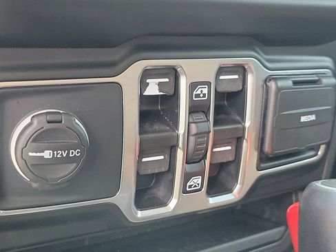 Used 2021 Jeep Gladiator Overland w/ Popular Equipment Package AWD/4WD image 26