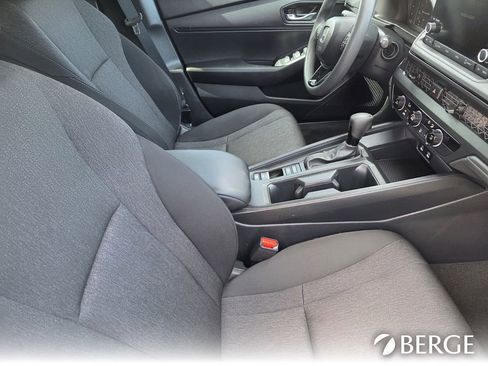 Used 2023 Honda Accord LX image 29