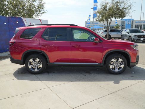 New 2026 Honda Pilot EX-L image 4