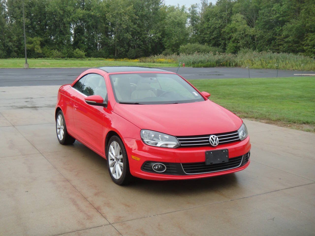 Used 2016 Volkswagen Eos Komfort FWD image 15